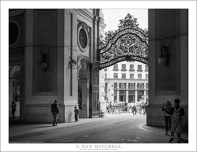 Arch, Michaelerplatz