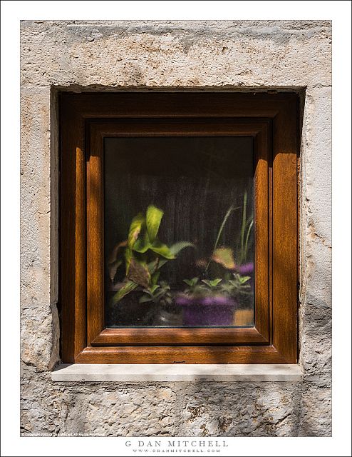 Window, Trogir