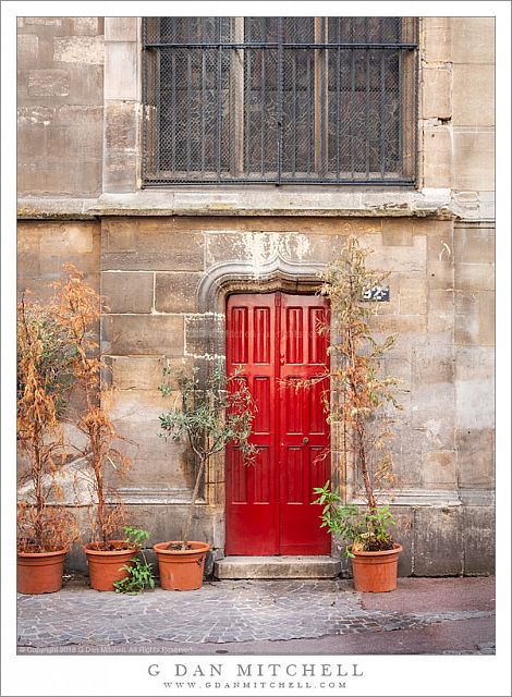 Red Door, Paris