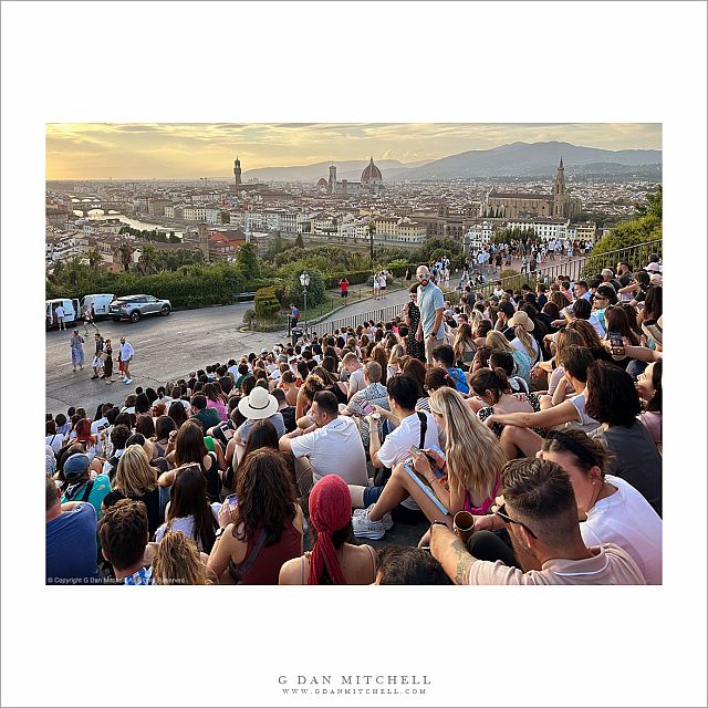 Sunset Crowd, Florence