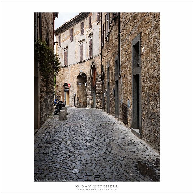 Narrow Street, Orvieto