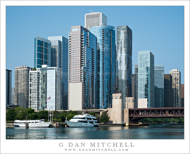 ChicagoWaterfrontLakeshoreYachts20140802