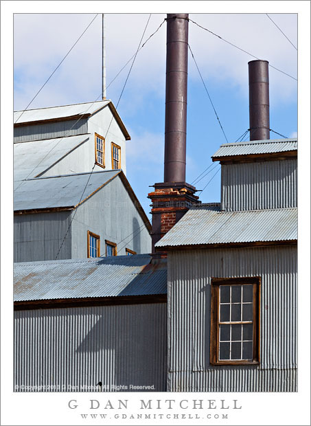 BodieStandardMillChimneyBldgDetail20131013