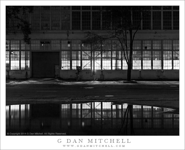 MINSYNoPOVParkingBuildingBW20140405