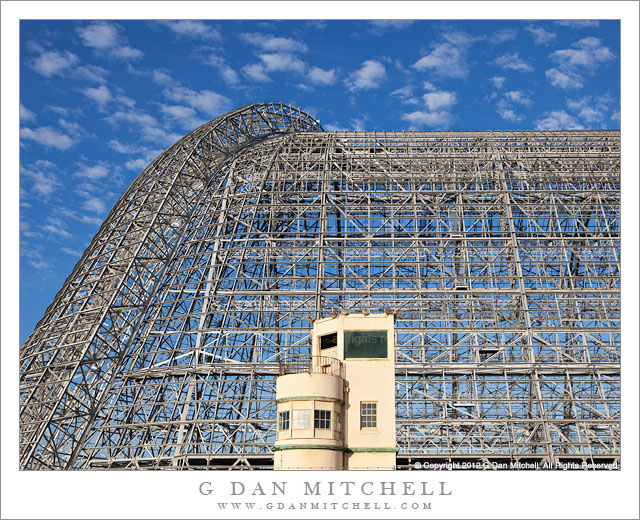 AbandonedControlTowerHangarOneMoffett20120921