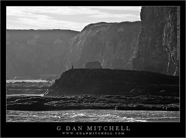 RockSurfCliffBW20080308