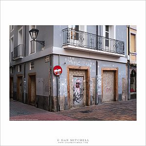 Street Scene, Calle el Temple