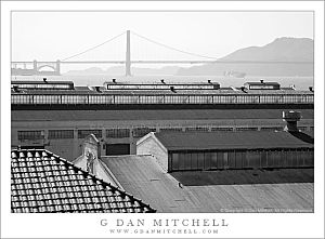 FortMasonRoofsGoldenGateBW20090809