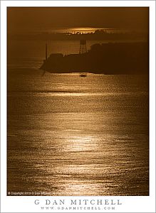 AlcatrazSilhouetteBaySunrise20130324