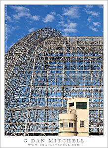 HangarOneCloudsTowerMoffettField20120921