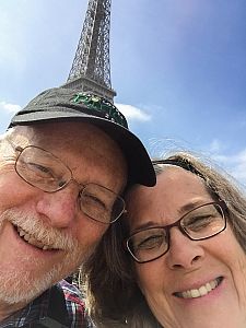 Eiffel Dan